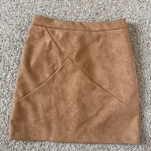 Tan mini skirt, size L, Simplee brand.